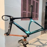 Khung road carbon Cervelo S5 phanh đĩa sử dụng BB ép 46mm 1 bằng 1 lồi 1cm