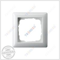 Khung Standard 55 trắng bóng Gira – Sự lựa chọn hoàn hảo cho không gian hiện đại