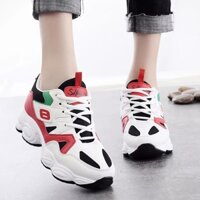 [Khuyến mãi lớn]  * Giày số 8 phối màu đen đỏ đế lượn sóng *