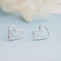 Khuyên nụ bạc trái tim rỗng viền đính đá tấm long lanh-Dế Bạc Jewelry -K5939