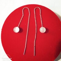 Khuyên tai vắt ngang lỗ tai chữ U treo quả cầu trắng bạc ta