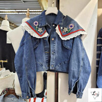 Kích thước lớn áo khoác denim rộng rãi áo khoác denim ngắn áo khoác hàn áo khoác hàn ga châu Âu 2025 mùa xuân mới cổ lá sen công nghiệp nặng khóa đá quý ren nụ hoa áo khoác denim ngắn nữ