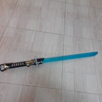 kiếm ánh sáng siêu ngầu