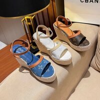 Kiểu dáng nổi tiếng Da Graffiti phổ biến 10 cm Nêm đầu tròn (Size 34-39)