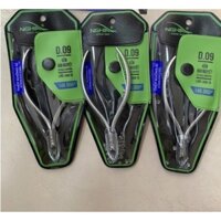 kìm cắt da nghĩa D09 mũi bán nguyệt