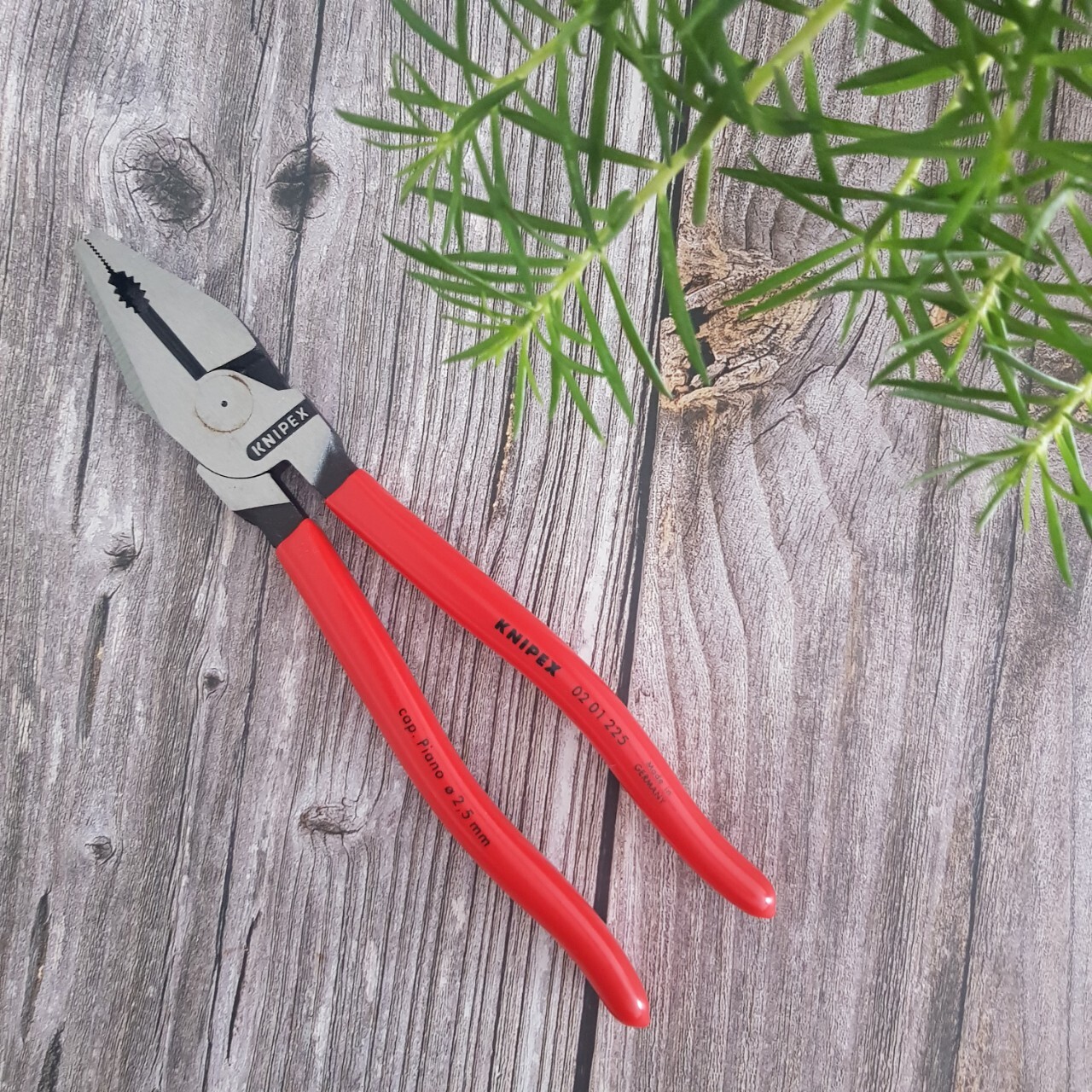 Kìm đa năng Knipex 02 01 225