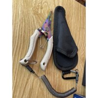 KÌM GỠ CÁ NOEBY VỚI CHẤT LIỆU THÉP TITAN KHÔNG RỈ . GIÚP CÁC CẦN THỦ THAO TÁC DỄ DÀNG HƠN TRONG VIỆC GỢ CÁ