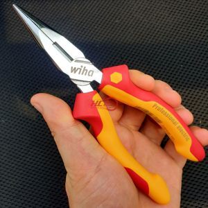 Kìm mũi nhọn cách điện 1000V Wiha 26720