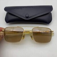 Kính Cơn Vuông Mỹ Chữ Nhỏ Đời Đầu