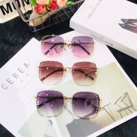 Kính không gọng sịn sò