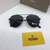 Kính mát nam gọng đen chống tia uv tối đa