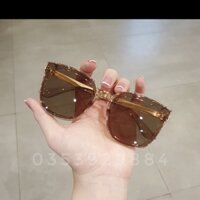 Kính mắt trong gentle monster