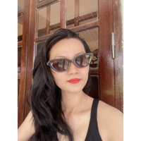 Kính thời trang cánh én màu nâu