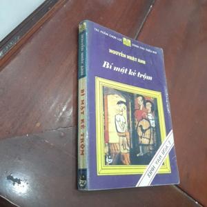 Kính vạn hoa - Tập 7 - Bí mật kẻ trộm