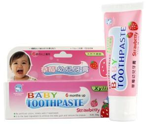 Kem đánh răng hương dâu KuKu 1087