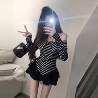 Kuaishou Influencer Cùng Phong Cách Pure Desire Hot Girl Cổ Phẳng Sọc Slim-fit Áo Thun Top + Bánh Trượt Tuyết