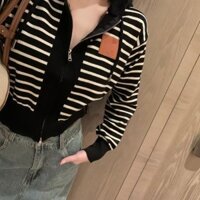 L W 2025 Dệt Kim Phong Cách Mới Áo Len Sọc Đen Trắng Áo Khoác Ngắn 9VJK