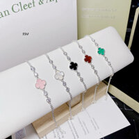 Lắc tay 4 lá hottrend kèm hộp vương miệng ( hộp ở ảnh cuối)