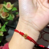 Lắc Tay Nữ Cầu Kim Tiền Vàng mix Chỉ Đỏ May Mắn Cầu Tài Lộc - Trang sức Vàng Bạc Hoà Thảo