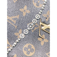 Lắc tay nữ kim Nhật