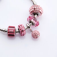 Lắc Tay Swarovski Qủa Cầu Pave Hồng - size 17 - khóa trụ