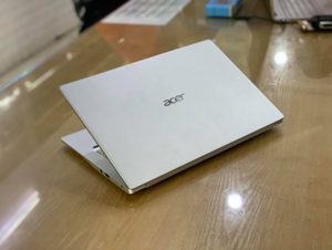 Laptop Acer Swift 3 SF314-59-568P NX.A0MSV.002 - Intel Core i5-1135G7, 8GB RAM, SSD 1TB, Intel Iris Xe Graphics, 14 inch