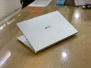 Laptop Acer Swift 3 SF314-59-568P NX.A0MSV.002 - Intel Core i5-1135G7, 8GB RAM, SSD 1TB, Intel Iris Xe Graphics, 14 inch