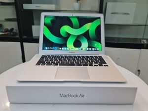 Laptop Apple Macbook Air MJVE2/MJVM2 - Intel Core i5-5250U 1.6GHz, 4GB RAM, 128GB SSD, Intel HD Graphics 6000, 13.3 inch