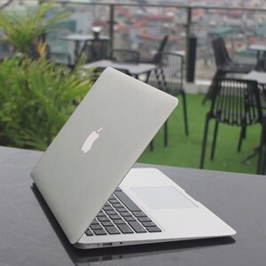 Laptop Apple MacBook Air 2017 - Intel Core I7, 8GB RAM, SSD 512GB, Intel HD Graphics 6000, 13.3 inch