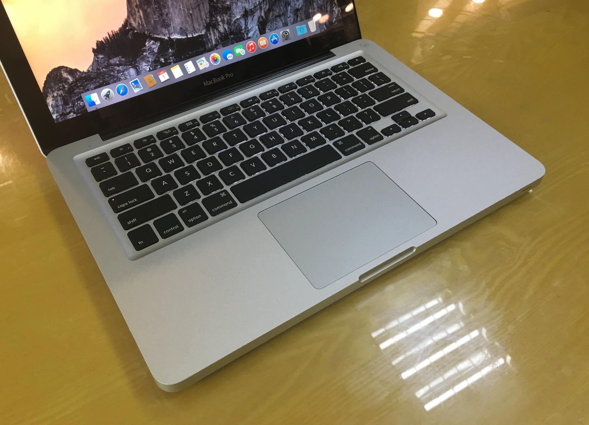 Laptop Apple Macbook Pro 2011 - Intel Core i5, 4GB RAM, HDD 320GB, Intel HD 3000, 13.3 inch