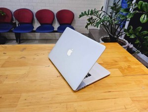 Laptop Apple Macbook Pro 2015 MJLQ2 - Intel Core i7 4770HQ, RAM 16GB, 256Gb SSD, Intel Iris Pro, 15Inch