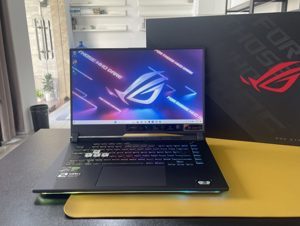 Laptop Asus Gaming ROG Strix G15 G513IH-HN015W - AMD Ryzen R7-4800H, 8GB RAM, SSD 512GB, Nvidia Geforce GTX 1650 4GB GDDR6, 15.6 inch