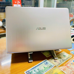 Laptop Asus S510UQ-BQ475T - Intel Core i5-8250U, 4GB RAM, 1TB HDD, VGA NVIDIA Geforce 940MX 2GB, 15.6 inch