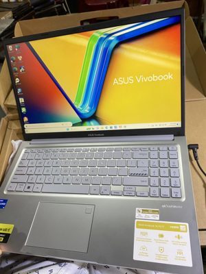 Laptop Asus Vivobook 15 X1504VA-NJ025W - Intel Core i5-1335U, RAM 8GB, SSD 512GB, Intel UHD Graphics, 15.6 inch