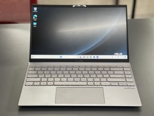 Laptop Asus ZenBook 14 Q408UG - AMD Ryzen 5 5500U, 8GB RAM, SSD 256GB, Nvidia Geforce MX450 2GB, 14 inch