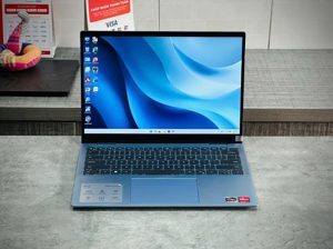 Laptop Dell Inspiron 14 7435  2in1 - AMD Ryzen 5 7530U, 8GB RAM, SSD 512GB, AMD Radeon Graphics, 14 inch