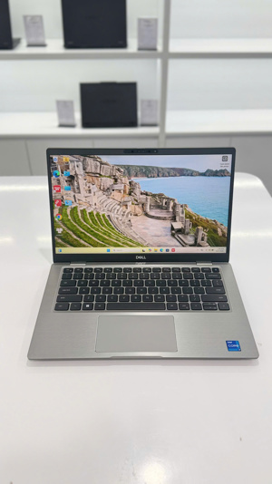Laptop Dell Latitude 7430 - Intel core i7-1265U, 16GB RAM, SSD 256GB, Intel Iris Xe Graphics, 14 inch