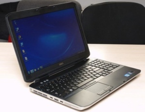 Laptop Dell Latitude E5530 - Intel Core i5-3210M 2.5GHz, 4GB RAM, 320GB HDD, Intel Graphics HD 4000, 15.6 inch