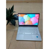 Laptop HP 14 i3-1115G4 thế hệ 11 màu bạc mỏng nhẹ