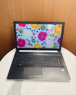 Laptop HP 15-da0050TU 4ME67PA - Intel core i3-7020U, 4GB RAM, HDD 500GB, Intel HD Graphics, 15.6 inch