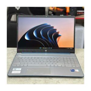 Laptop HP 15s-fq5146TU 7C0R9PA - Intel Core i7-1255U, 8GB RAM, SSD 512GB, Intel Iris Xe Graphics, 15.6 inch