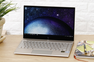 Laptop HP Envy 13-ah0027TU 4ME94PA - Intel core i7, 8GB RAM, SSD 256GB, Intel HD Graphics, 13.3 inch