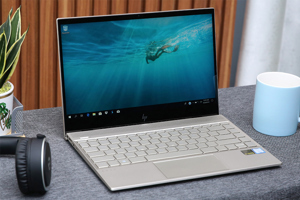 Laptop HP Envy 13-ah1010TU 5HY94PA - Intel core i5-8265U, 8GB RAM, SSD 128GB, Intel UHD Graphics 620, 13.3 inch