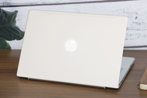 Laptop HP Pavilion 14-ce1011TU 5JN17PA - Intel core i3-8145U, 4GB RAM, HDD 1TB, Intel UHD Graphics 620, 14 inch