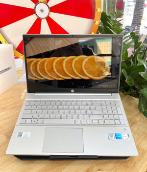 Laptop HP Pavilion 15-eg2083TU 7C0W9PA - Intel Core i5-1240P, 8GB RAM, SSD 512GB, Intel Iris Xe Graphics, 15.6 inch