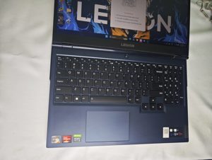 Laptop Lenovo Gaming Legion 5 15ACH6 R7 82JW00KMVN - AMD Ryzen 7-5800H, 8GB RAM, SSD 512GB, Nvidia GeForce RTX 3050Ti 4GB GDDR6, 15.6 inch