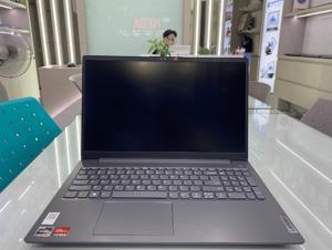 Laptop Lenovo V15 G3 IAP 82TT005SVN - Intel Core I5-1235U, RAM 8GB, SSD 512GB, Intel Iris Xe Graphics, 15.6 inch