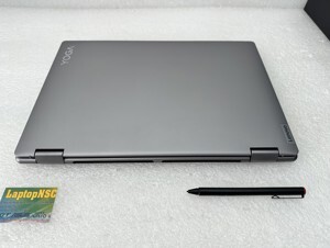 Laptop Lenovo Yoga 7 16IAP7- Intel core i5-1240P, 8GB RAM, SSD 256GB, Intel Iris Xe Graphics, 16 inch