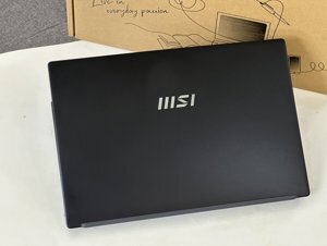 Laptop MSI Modern 15 B13M - Intel Core i7-1355U, 16GB RAM, SSD 512GB, Intel Iris Xe Graphics, 15.6 inch