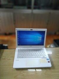 Laptop Sony Vaio svs13 11bfxw, vỏ hợp kim nhôm dòng đẳng cấp của Sony laptop có cấu hình chip CPU i5 3210 RAM 4G ổ 500 hay các hình bàn phím sánh máy mỏng vỏ kim nhôm máy chạy tốt không lỗi lầm gì